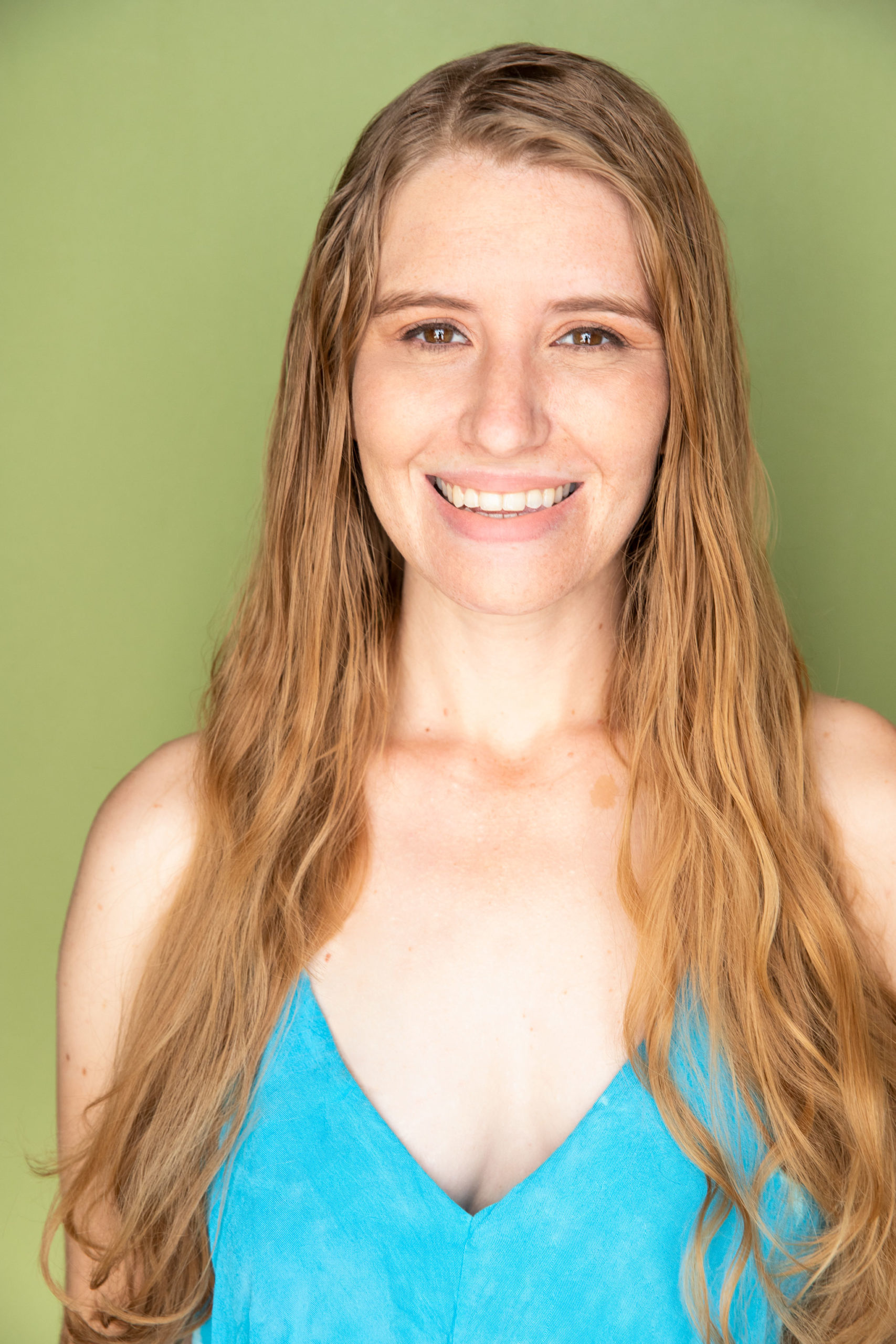 Headshot - Jessica Lenz